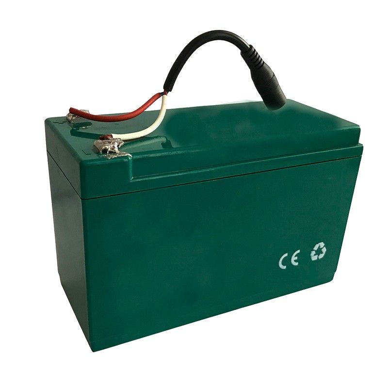 Item Gladiator Sprayer Battery