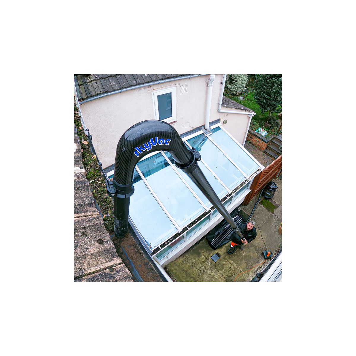 SkyVac® Atom Sonic – Gutter Vacuum Pack / Clamp-On Sections
