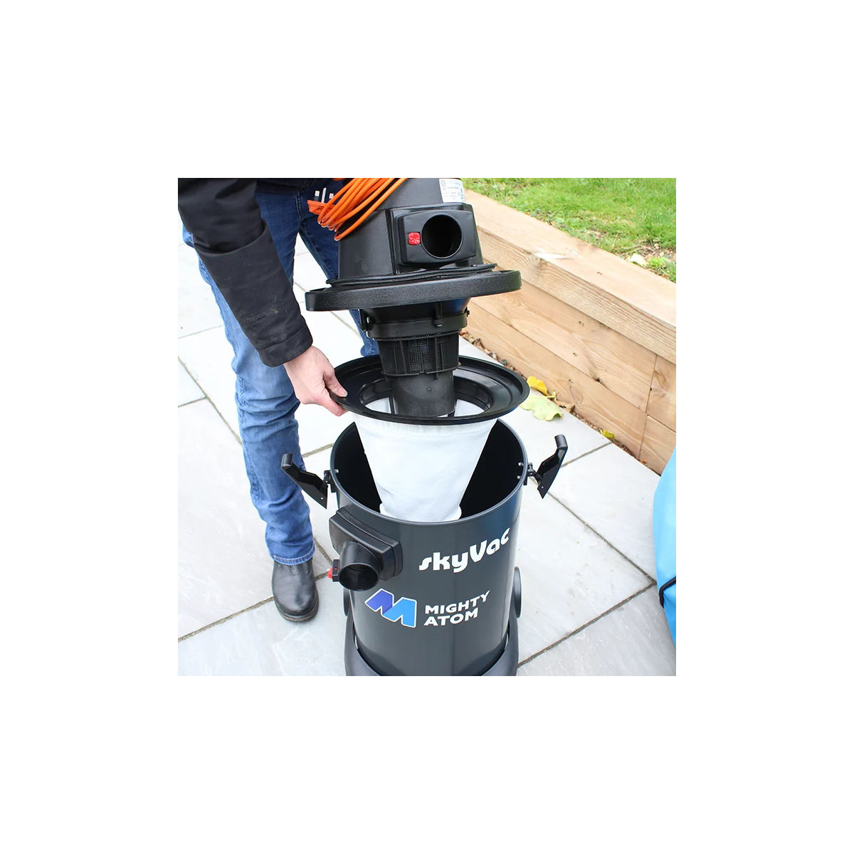 SkyVac® Mighty Atom / interlocking section